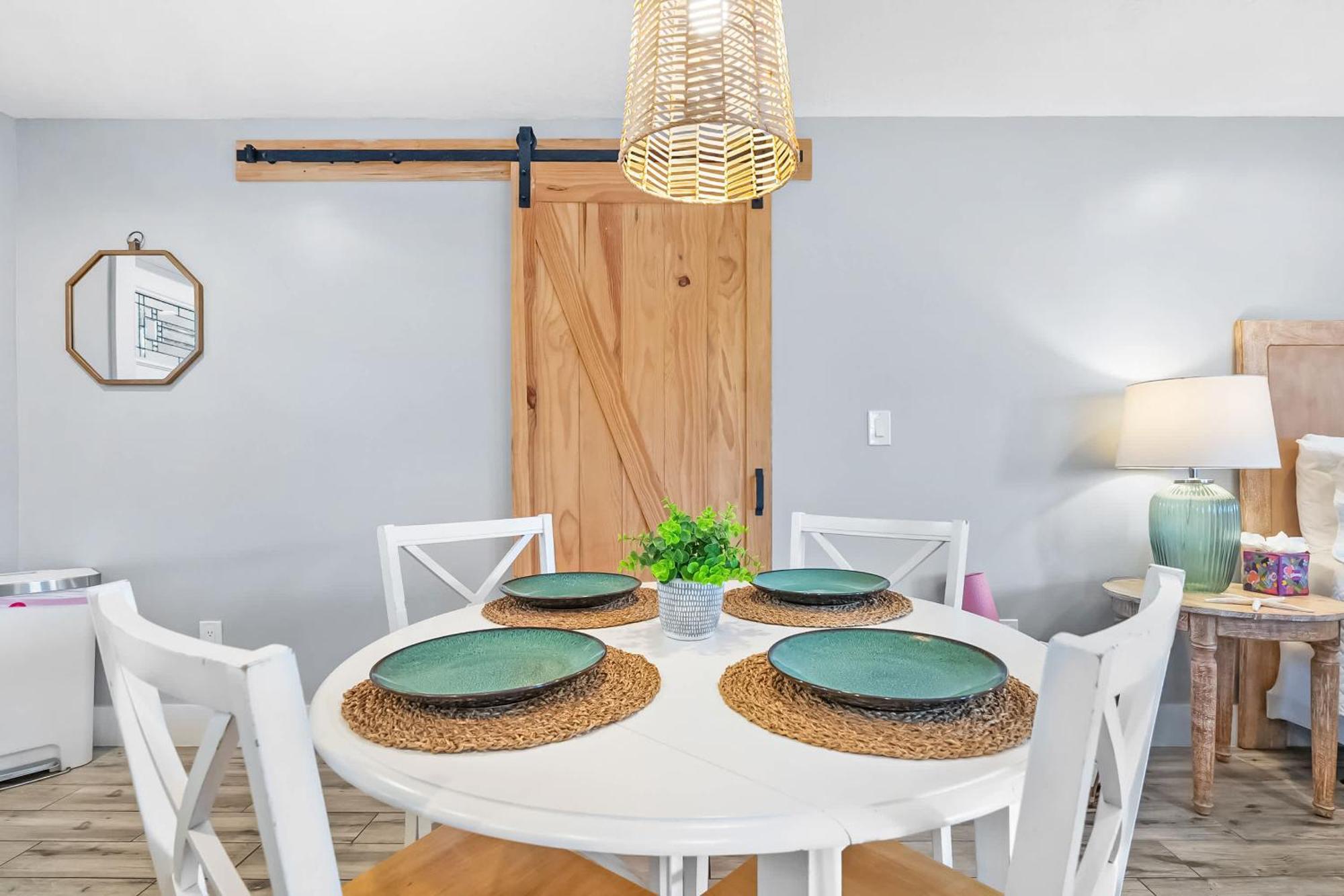 Coral Cottage, Stylish Studio Suite On Canal, Walkable To Beach, Private Parking St. Augustine Bagian luar foto