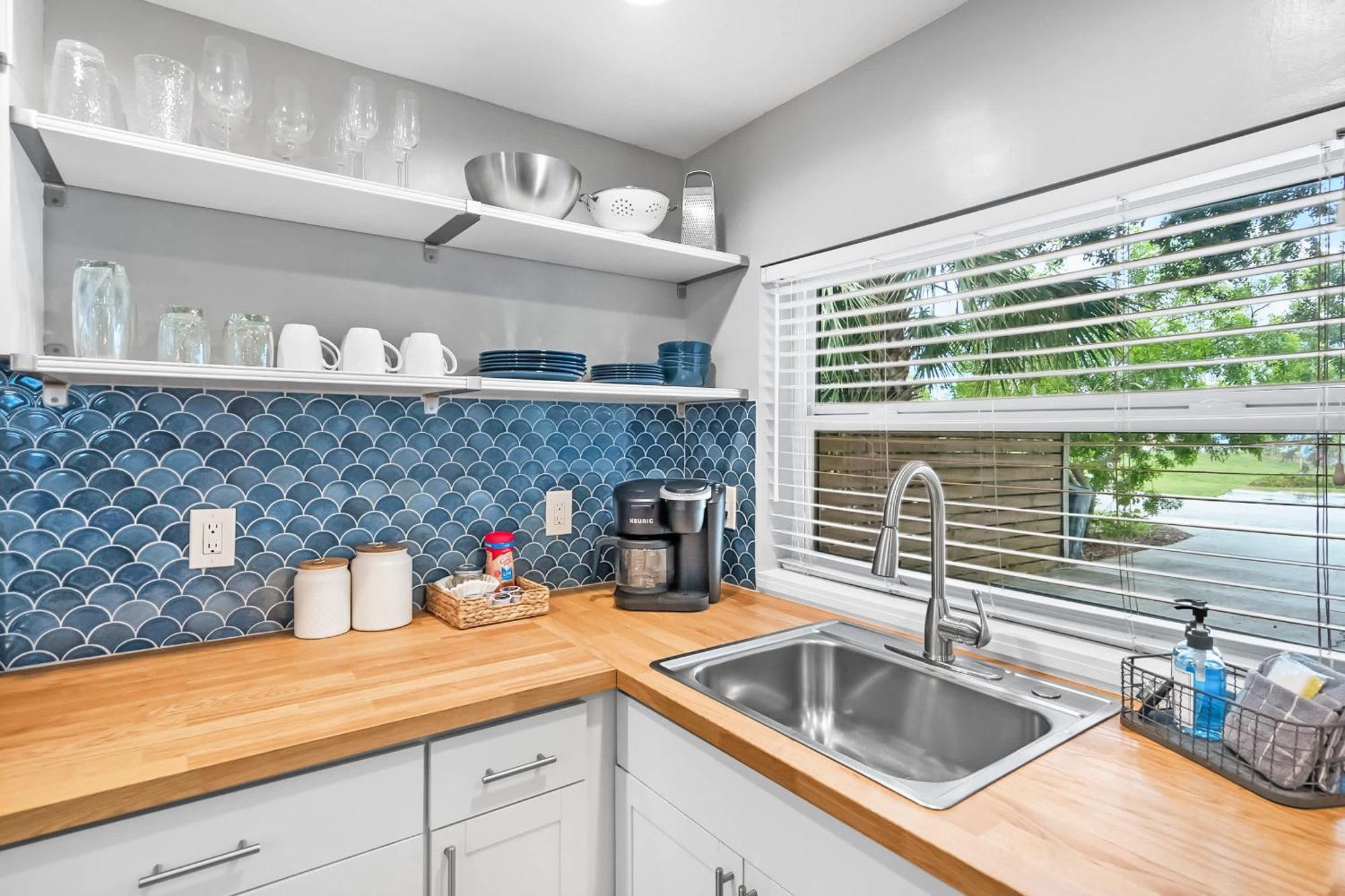 Coral Cottage, Stylish Studio Suite On Canal, Walkable To Beach, Private Parking St. Augustine Bagian luar foto